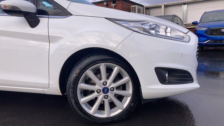 Ford Fiesta 1.0 EcoBoost Titanium 5dr Petrol Hatchback